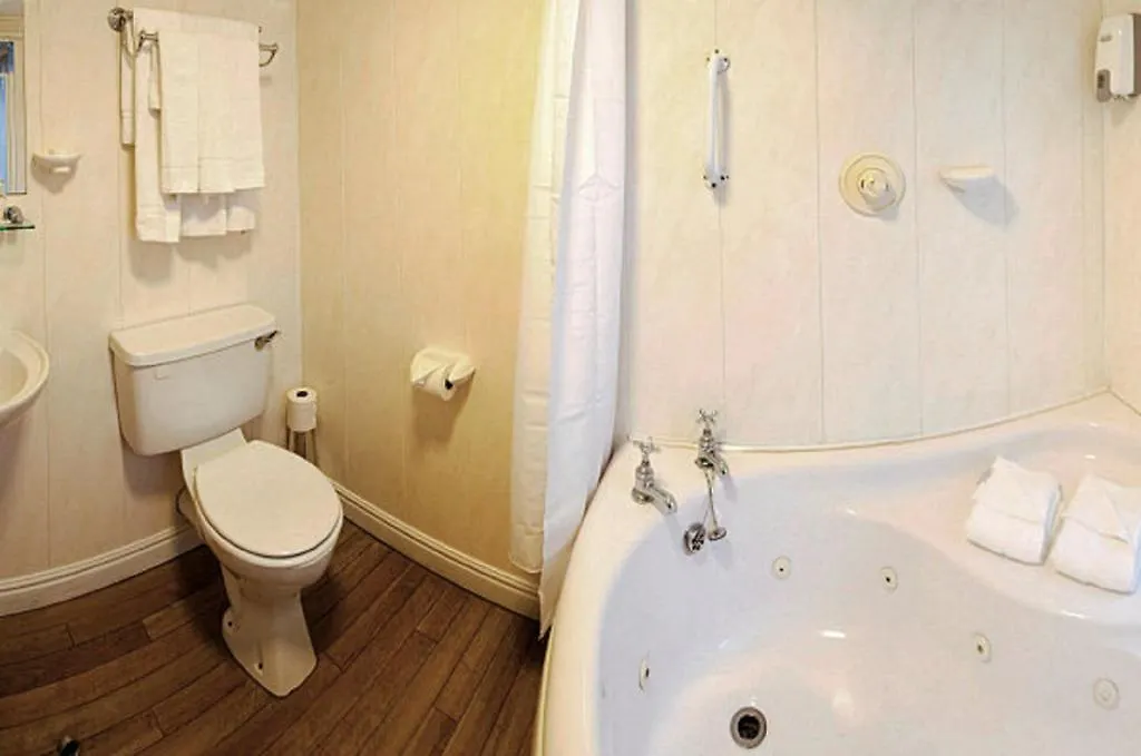 *** Hotel Eliza Lodge Temple Bar By The Key Collection Dublin Ireland